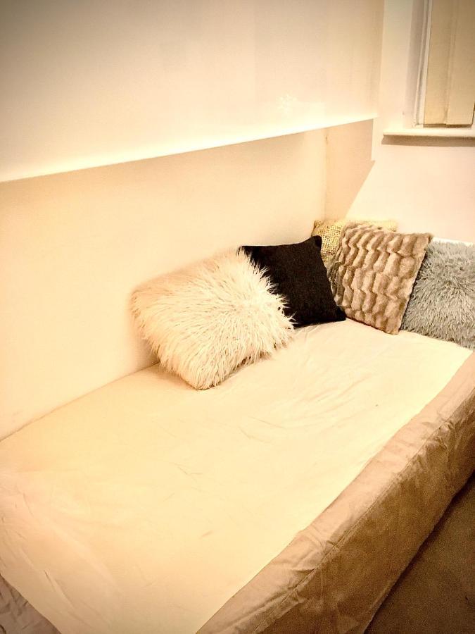 Hendon Homestay Exteriör bild